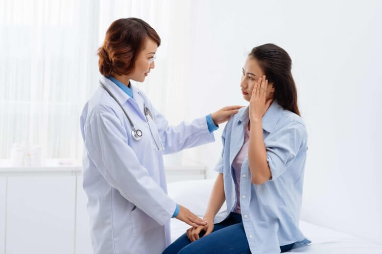 O médico ginecologista é o especialista responsável por cuidar da saúde da mulher.